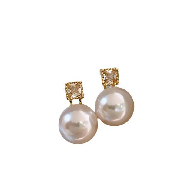 Chic imitataion pearl bead women earrings