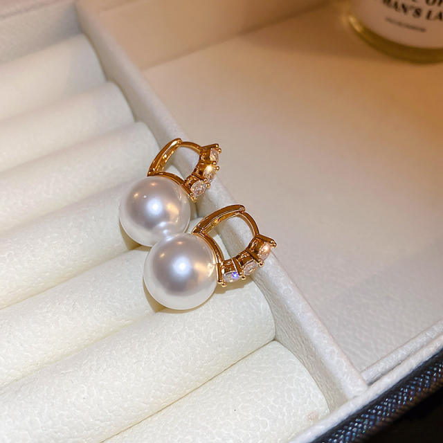 Chic imitataion pearl bead women earrings