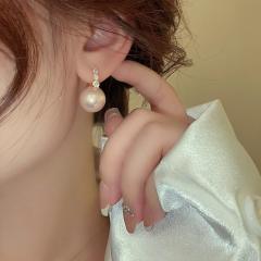 Chic imitataion pearl bead women earrings