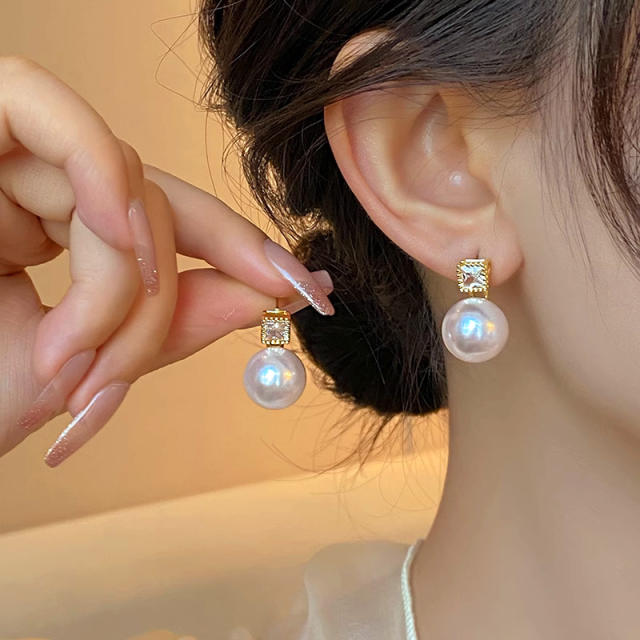 Chic imitataion pearl bead women earrings