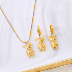 Korean fashion stereo cute bear pendant stainless steel jewelry set