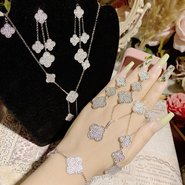 18KG diamond clover classic women necklace set