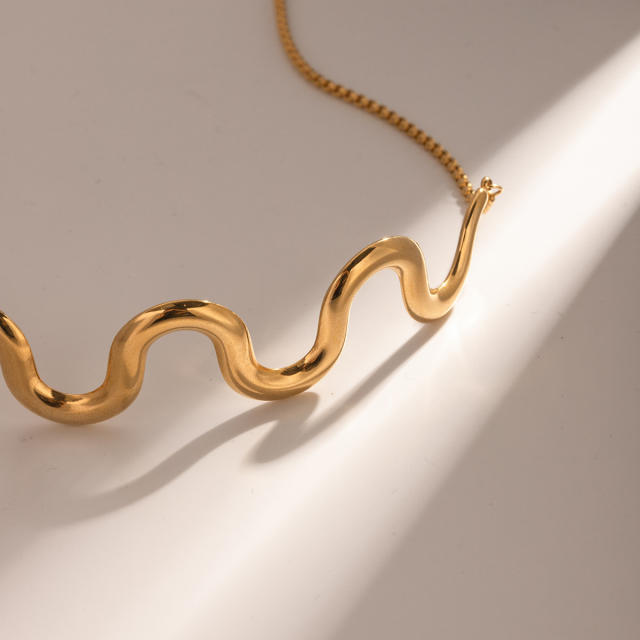 18K real gold plated wave design stainless steel choker necklace