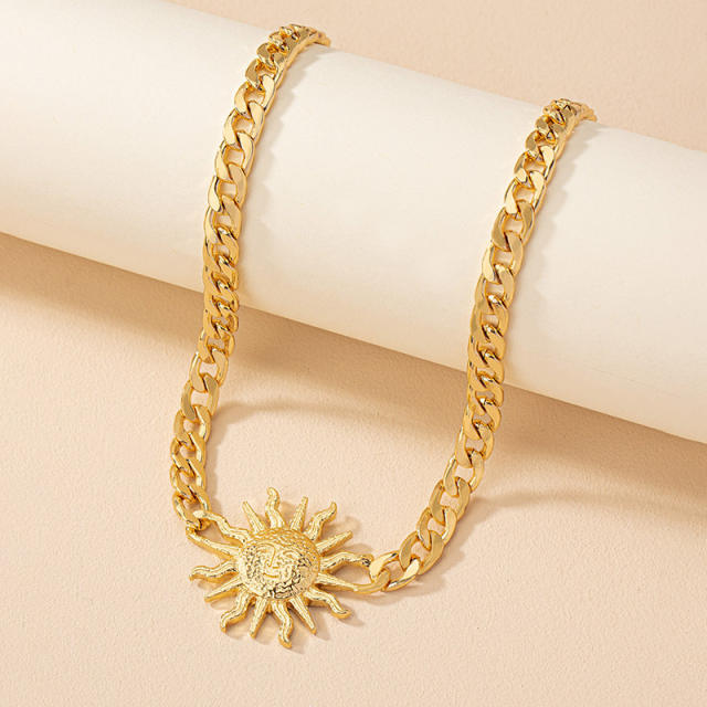 Chunky gold color chain sun choker necklace