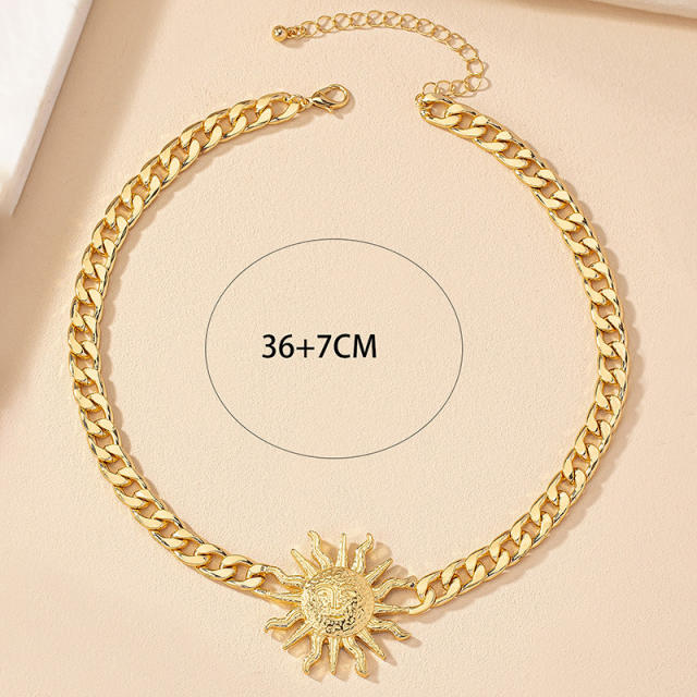Chunky gold color chain sun choker necklace