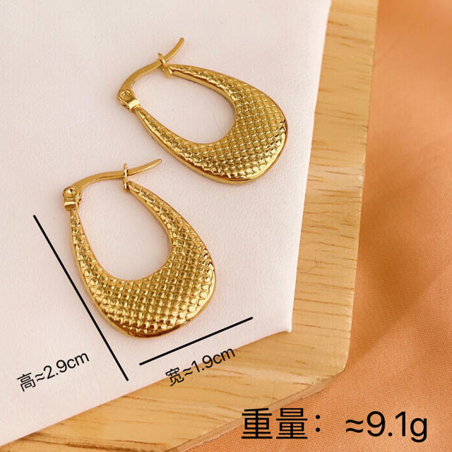 Personality checkered pattern U shape stainless steel earrings