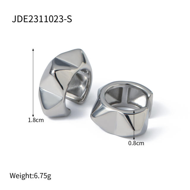 18KG chunky rivet pattern stainless steel ear cuff