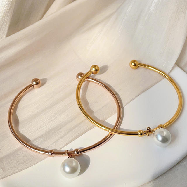 18KG chic pearl charm stainless steel cuff bangle