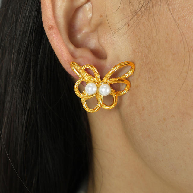 Sweet hollow flower pearl bead stainless steel earrings