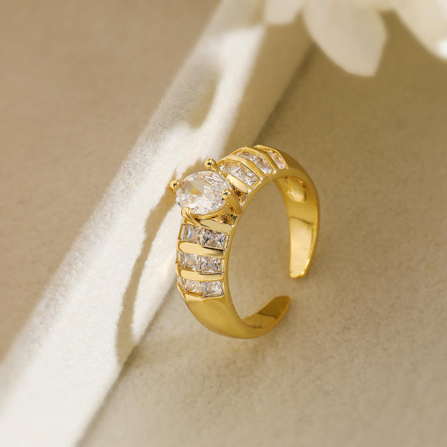 Hot sale luxury cubic zircon gold plated copper finger rings