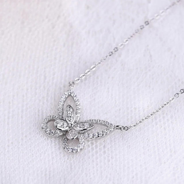 Dainty diamond butterfly women necklace