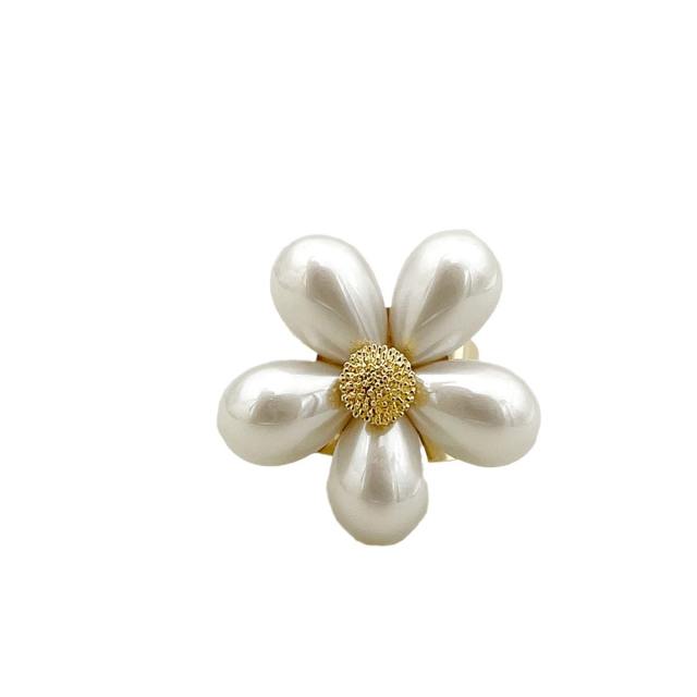 Romantic pearl flower chunky stainless steel finger rings