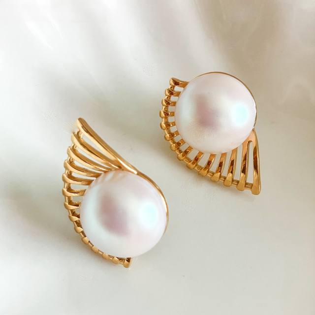 Elegant pearl bead stainless steel studs earrings for women