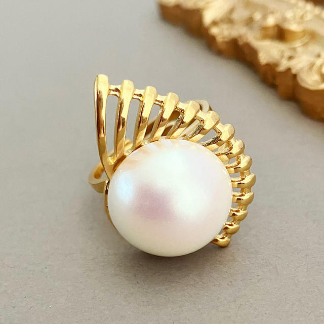 Elegant pearl stainless steel finger rings