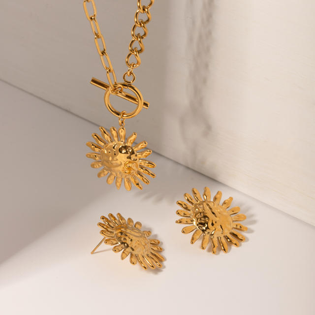 18KG sunflower pendant stainless steel earrings necklace set