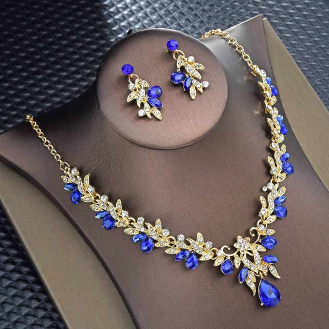 Delicate colorful rhinestone wedding bridal necklace set