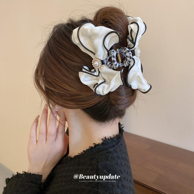 Korean fashion white bow pearl bead hair claw clips for women