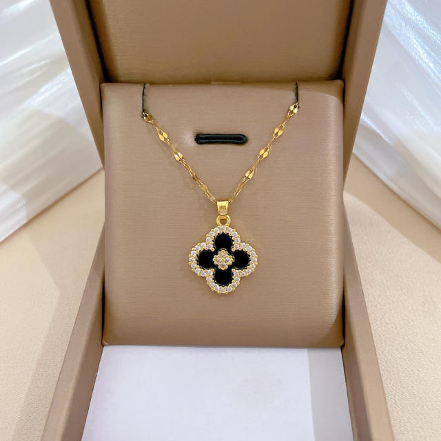 Dainty black clover pendant stainless steel chain necklace