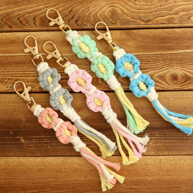 Spring summer handmade braid daisy flower tassel keychain