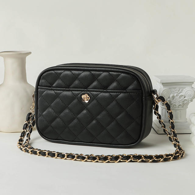Casual quilted patter chain strap women crossbody bag