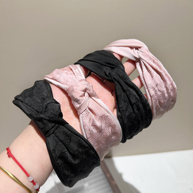 Spring sweet pink black knotted headband