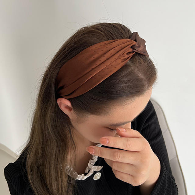 Vintage brown color pearl chairn twisted headband