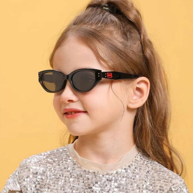 Korean fashion cute cat eye shape Polarized sunglasses for kids