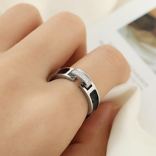 Concise diamond black enamel stainless steel finger rings