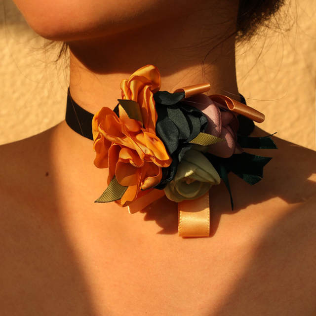 Occident fashion hot sale fabric flower velvet choker necklace