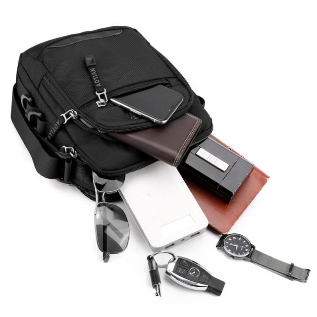 Korean fashion plain color small bag crossbody bag for men