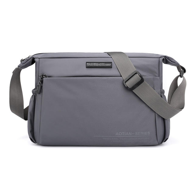 Korean fashion plain color large capacity crossbody bag for men