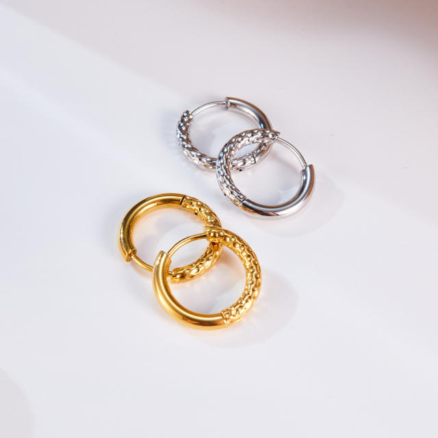 Simple stainless steel small hoop earrings huggie earrings