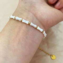 Summer white color bamboo shell stainless steel bead bracelet