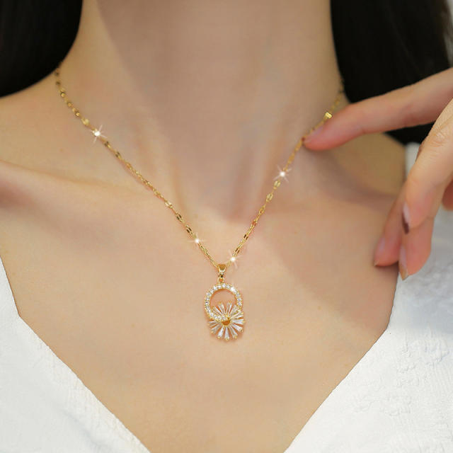 Delicate diamond daisy flower pendant stainless steel chain necklace set