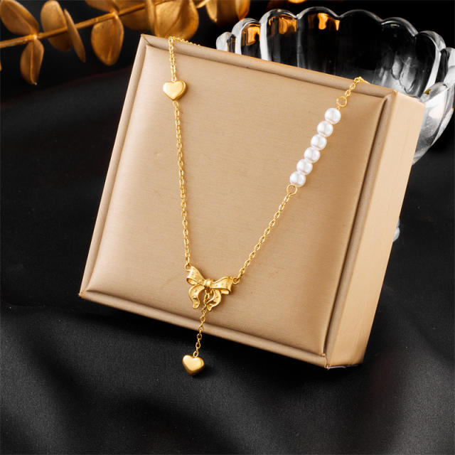 Dainty hot sale bow pearl bead stainless steel necklace