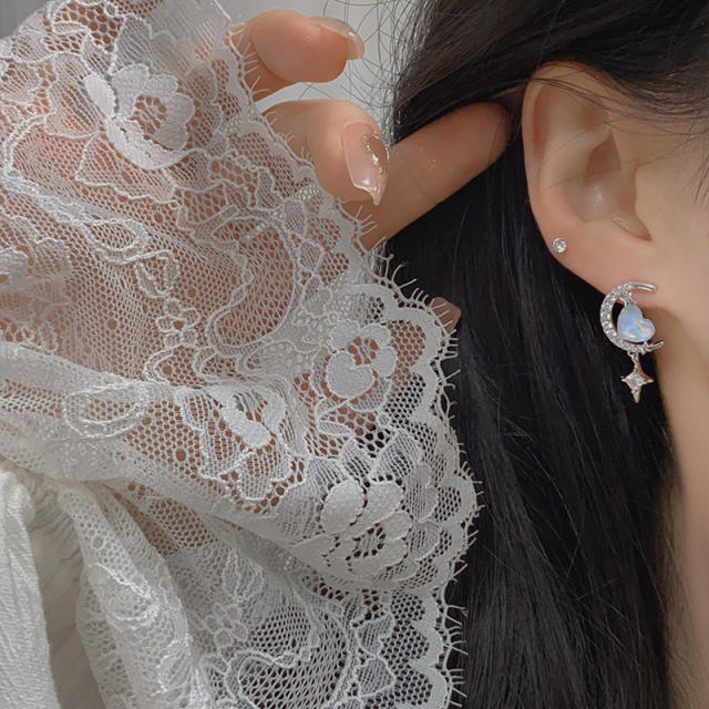 Easy match silver color heart diamond moon earrings