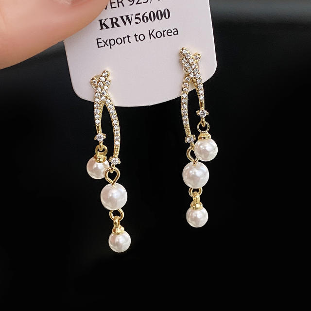 Chic pearl diamond unique earrings