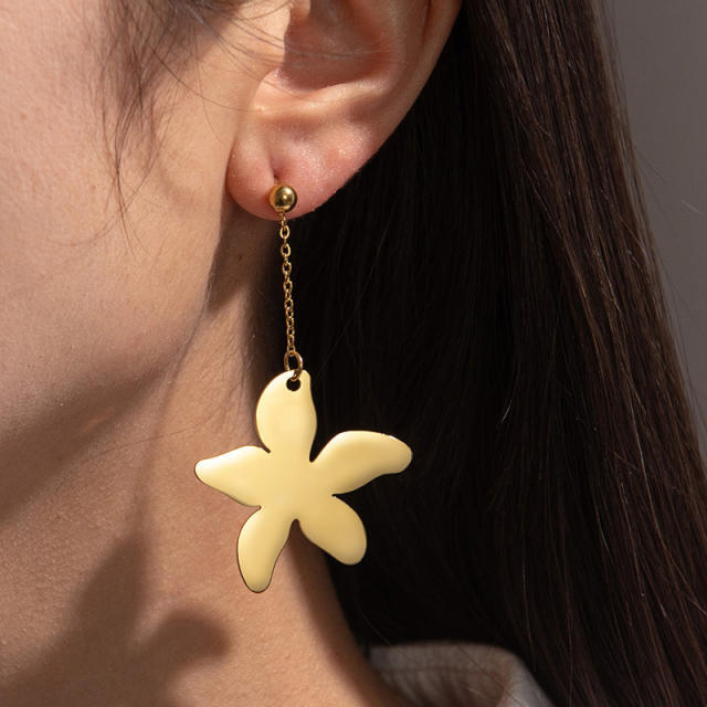 Concise flower dangle stainless steel earrings