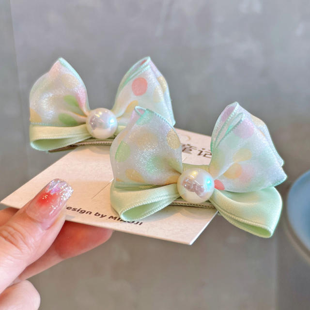 Elegant pearl bead bow hair clips for kids