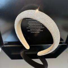Delicate diamond padded headband for wedding prom