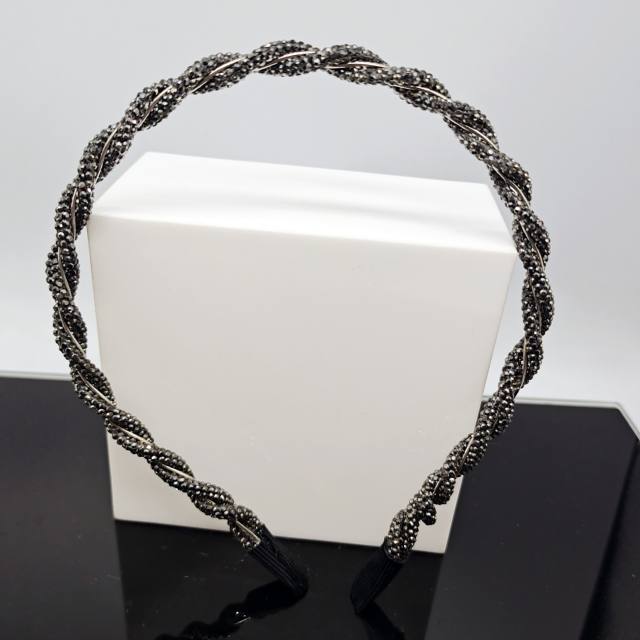 Delicate super shiny braid diamond headband