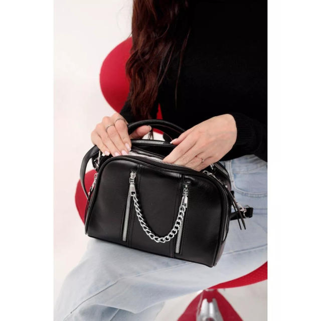 Elegant black color PU material zipper chain crossbody bag