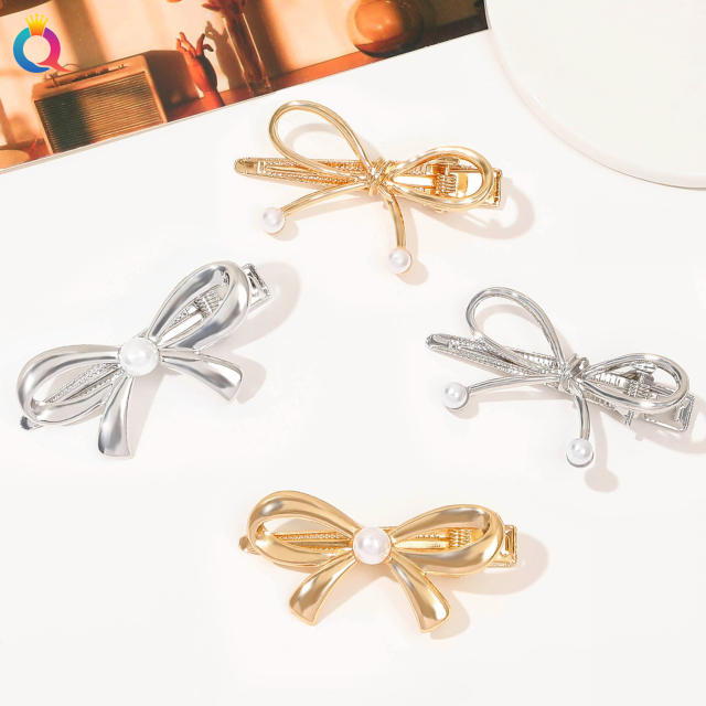 Cute metal bow pearl beaded duckbill hair clips