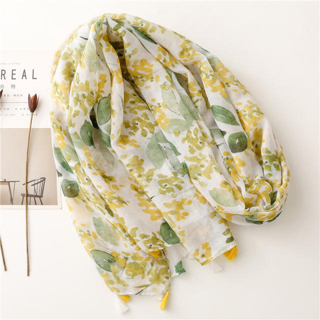 Holiday bright yellow color leaf pattern fashion scarf