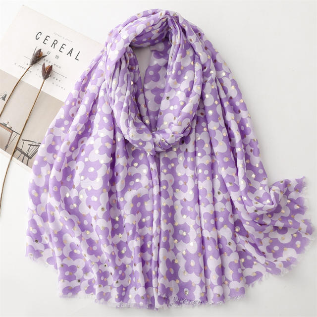 Classic colorful clover fashion scarf
