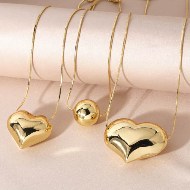 Chunky heart ball bead pendant gold plated copper necklace
