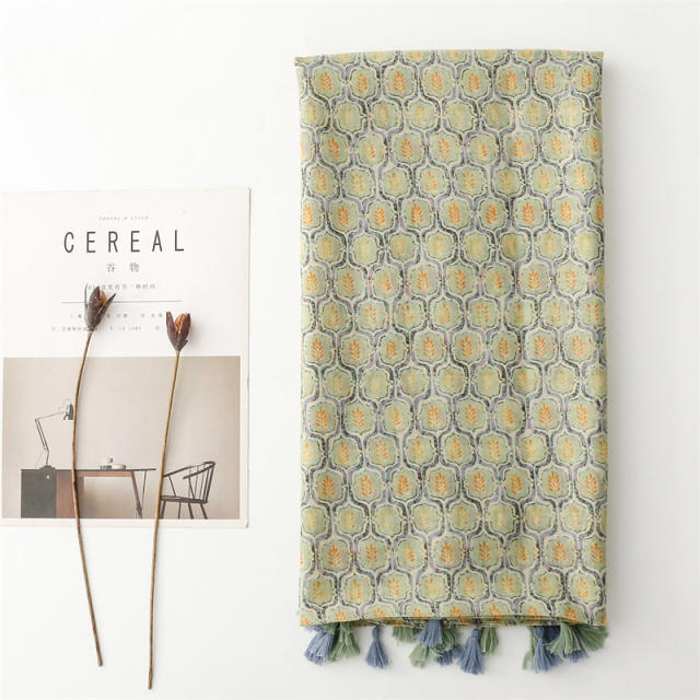 Summer fresh green color geometric pattern fashion scarf