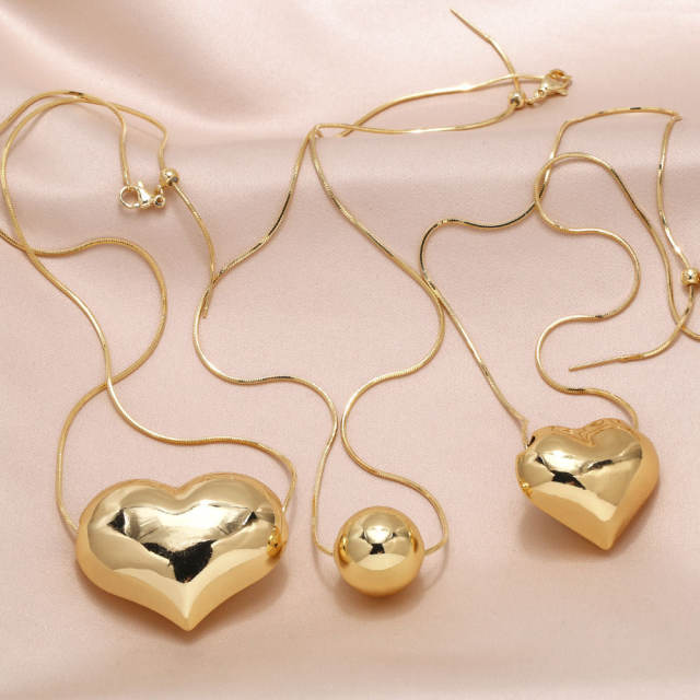 Chunky heart ball bead pendant gold plated copper necklace