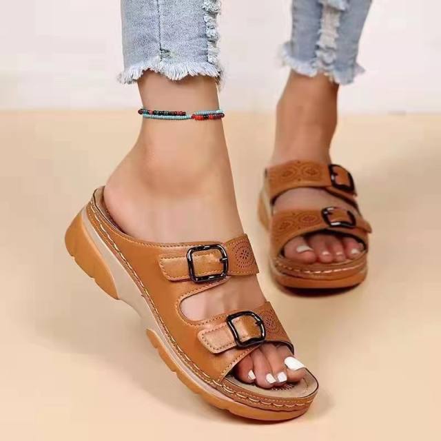 Summer collection flat sandals