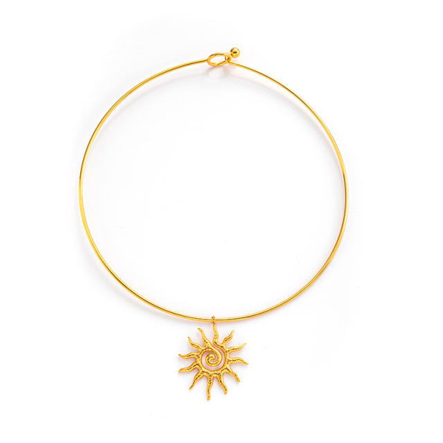 Natural sun charm stainless steel choker necklace
